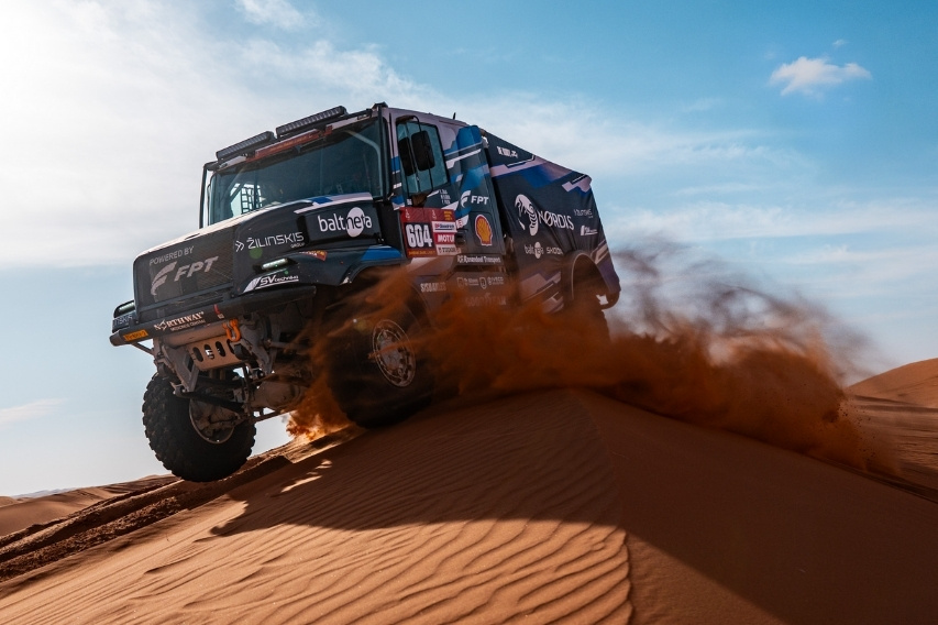 FPT_PR_Dakar2026_podium