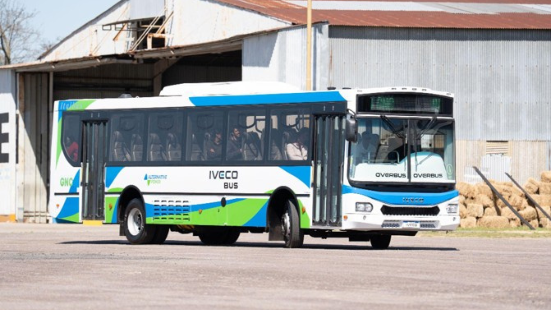 IVECO BUS turns production waste into new resources boosting industrial efficiency in Argentina8102026_imVidBgImage