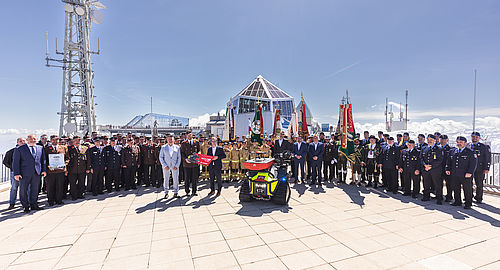 2022-05-18_Magirus_PR_Handover_Wolf_R1_Ehrwald_Zugspitze_Pic_01_fe576b6e80