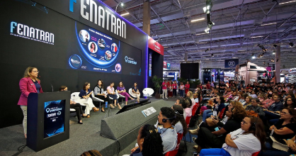 iveco_group_participa_de_forum_inedito_na_fenatran_sobre_a_presenca_feminina_no_setor_de_transportes_e_logistica