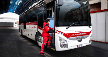 un_iveco_bus_crossway_de_la_cruz_roja_italiana_img