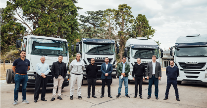 iveco_recibio_en_su_planta_de_cordoba_a_representantes_de_la_marca_en_america_latina_img