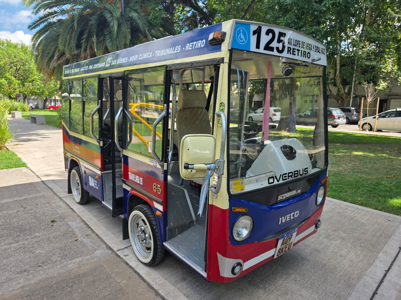 mini_iveco_bus_1_20260223T160705T101_aptk1foqu4urhlxxn5fwjljf