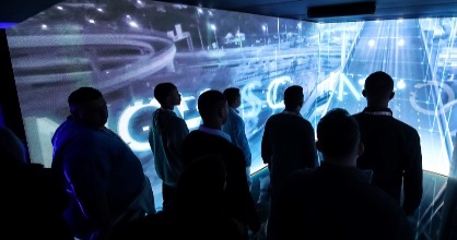 iveco-utiliza-na-fenatran-2022-experiencia-imersiva